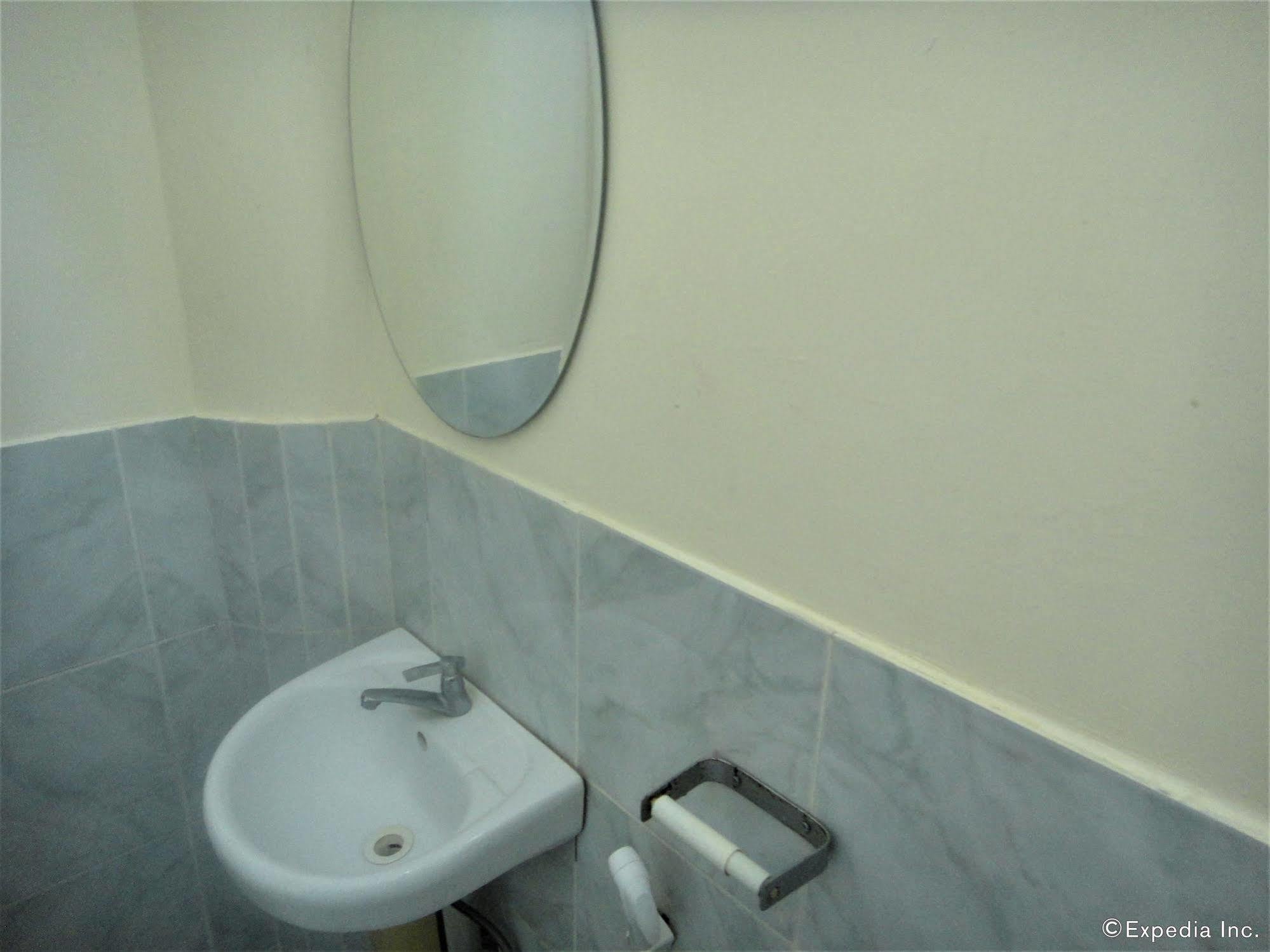 Amerson Pension Place Пуэрто-Принцеса Экстерьер фото